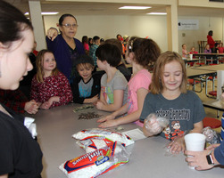 Second Grade Sells Hot Chocolate During Good Citizenship Lesson